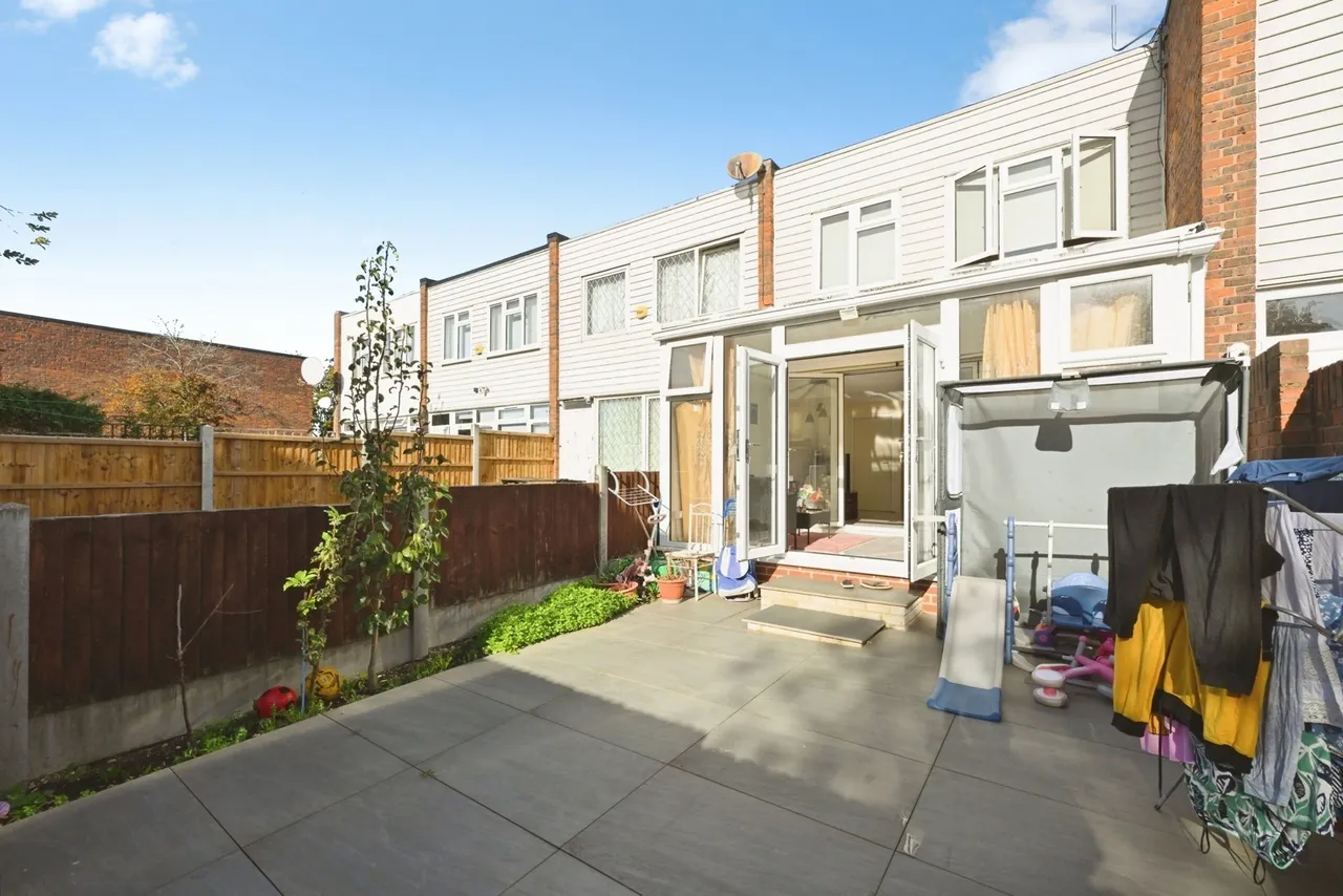Foremark Close, Ilford, IG6, photo 15