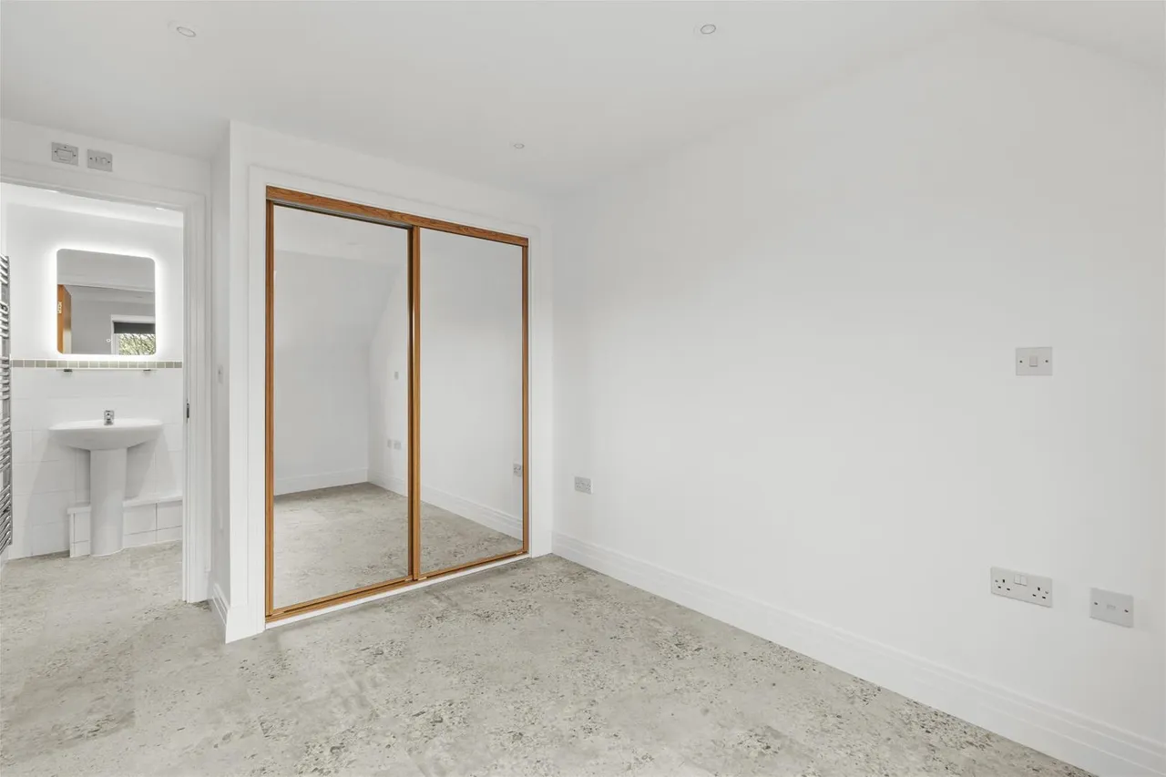 St. Marks Close, High Wycombe, HP13, photo 11