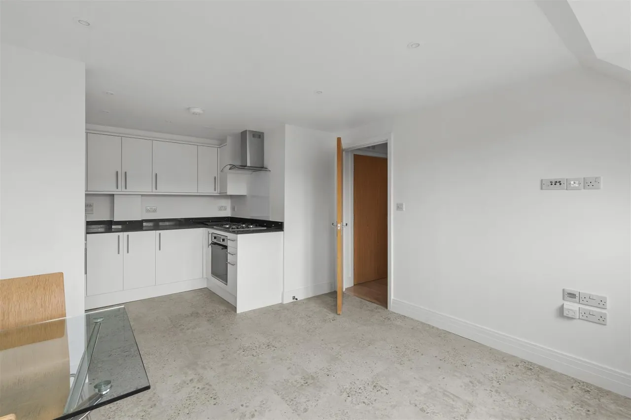 St. Marks Close, High Wycombe, HP13, photo 7