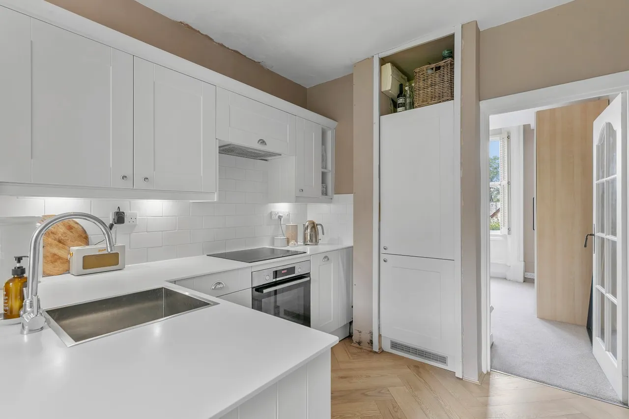 Queens Road, Ilkley, LS29, photo 5