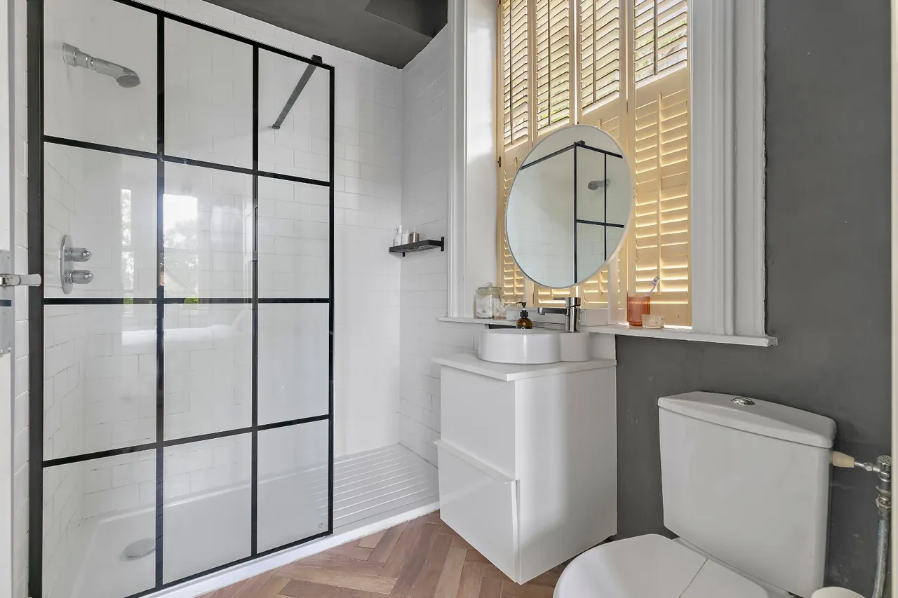 Queens Road, Ilkley, LS29, photo 8