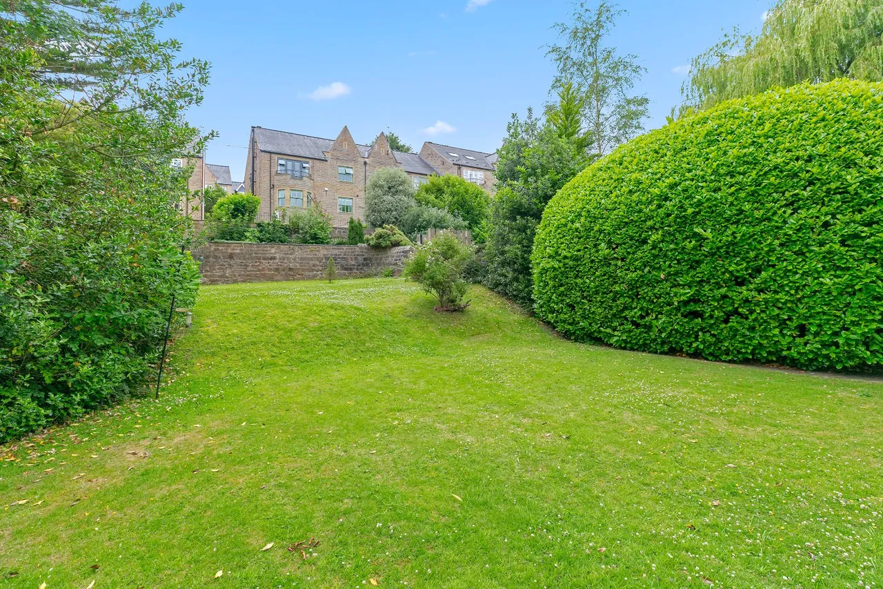 Queens Road, Ilkley, LS29, photo 13