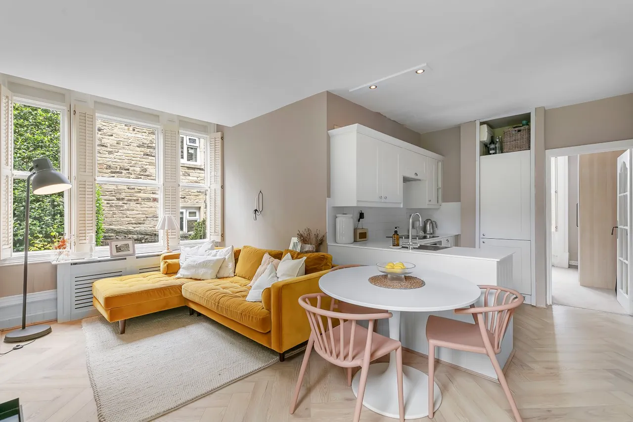 Queens Road, Ilkley, LS29, photo 6