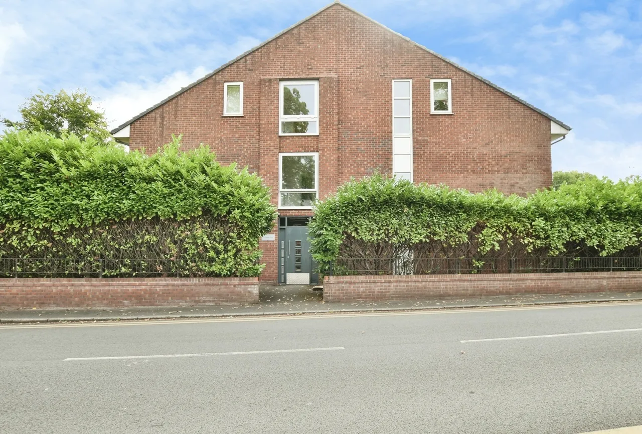 Linebank Green, Altrincham, Greater Manchester, WA14, photo 15