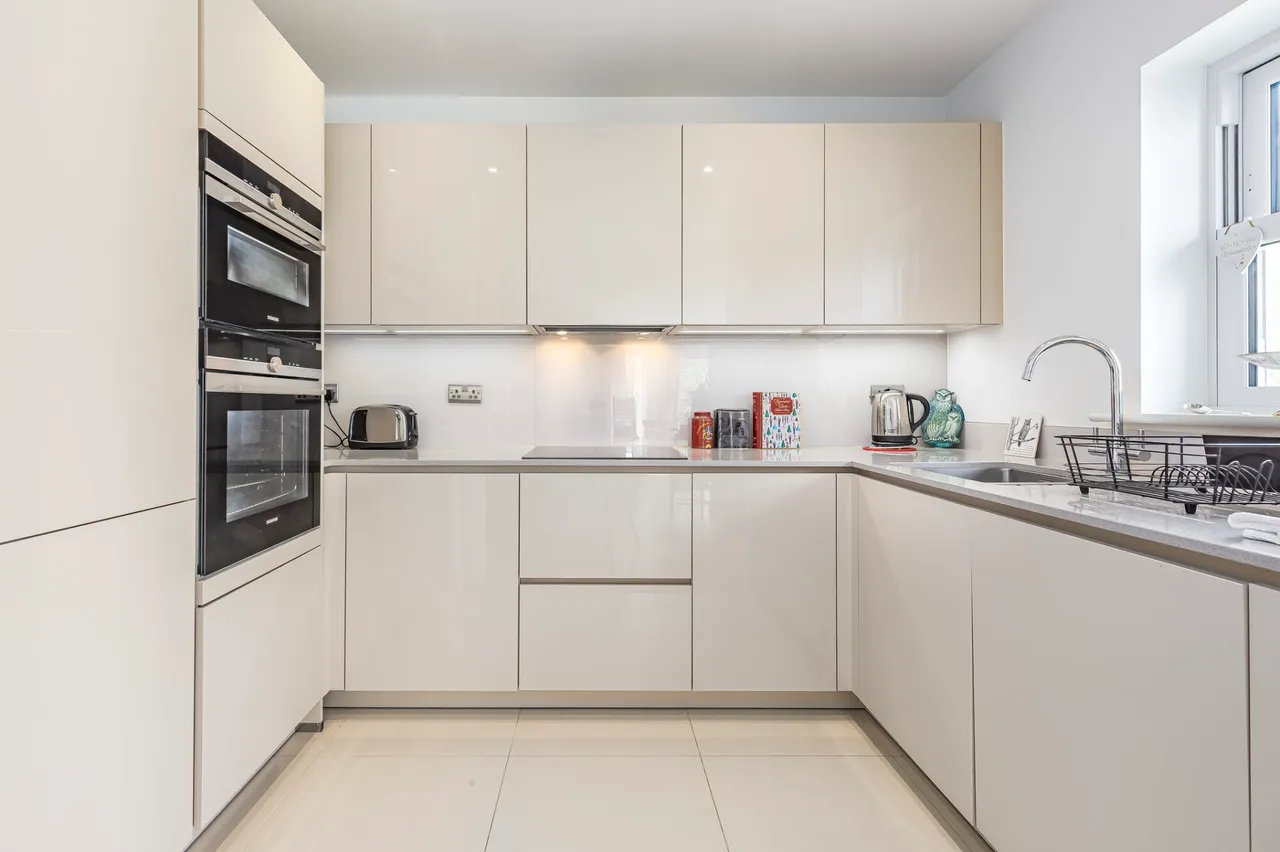 Royal Wells Park, Tunbridge Wells, Kent, TN4 8FH, photo 5