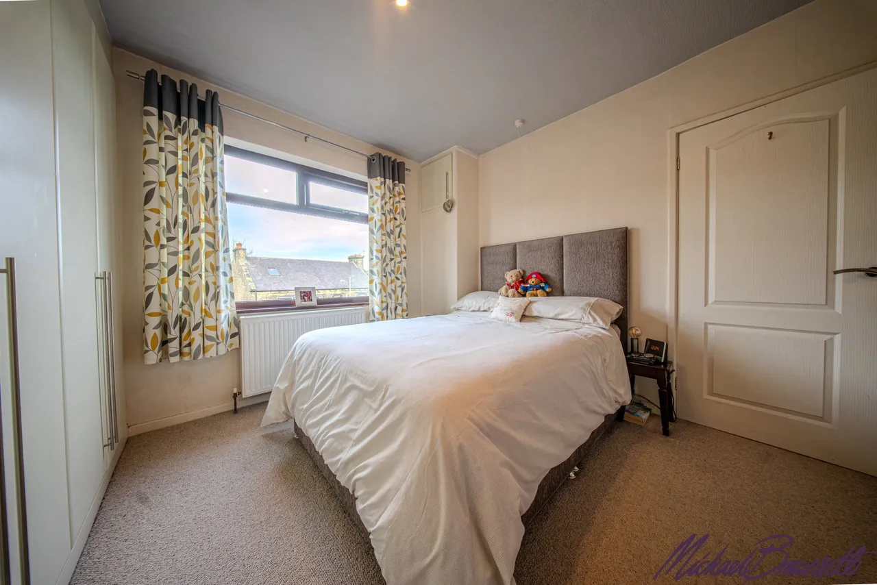 Old Road, Bradford, BD7 4PE, photo 8