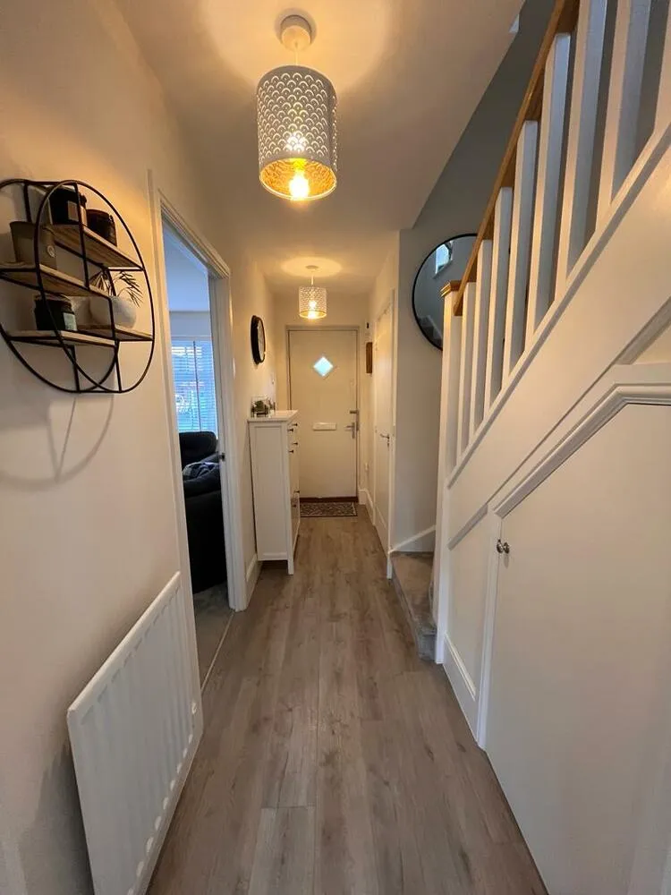 Pentrebane Drive, Cardiff, South Glamorgan, photo 9