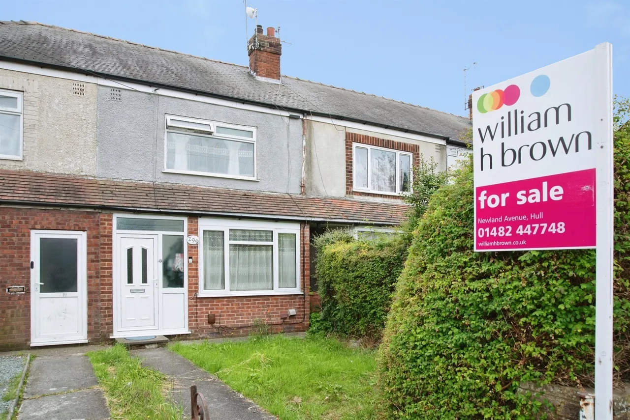 3 bed house for sale — Endike Lane, Hull