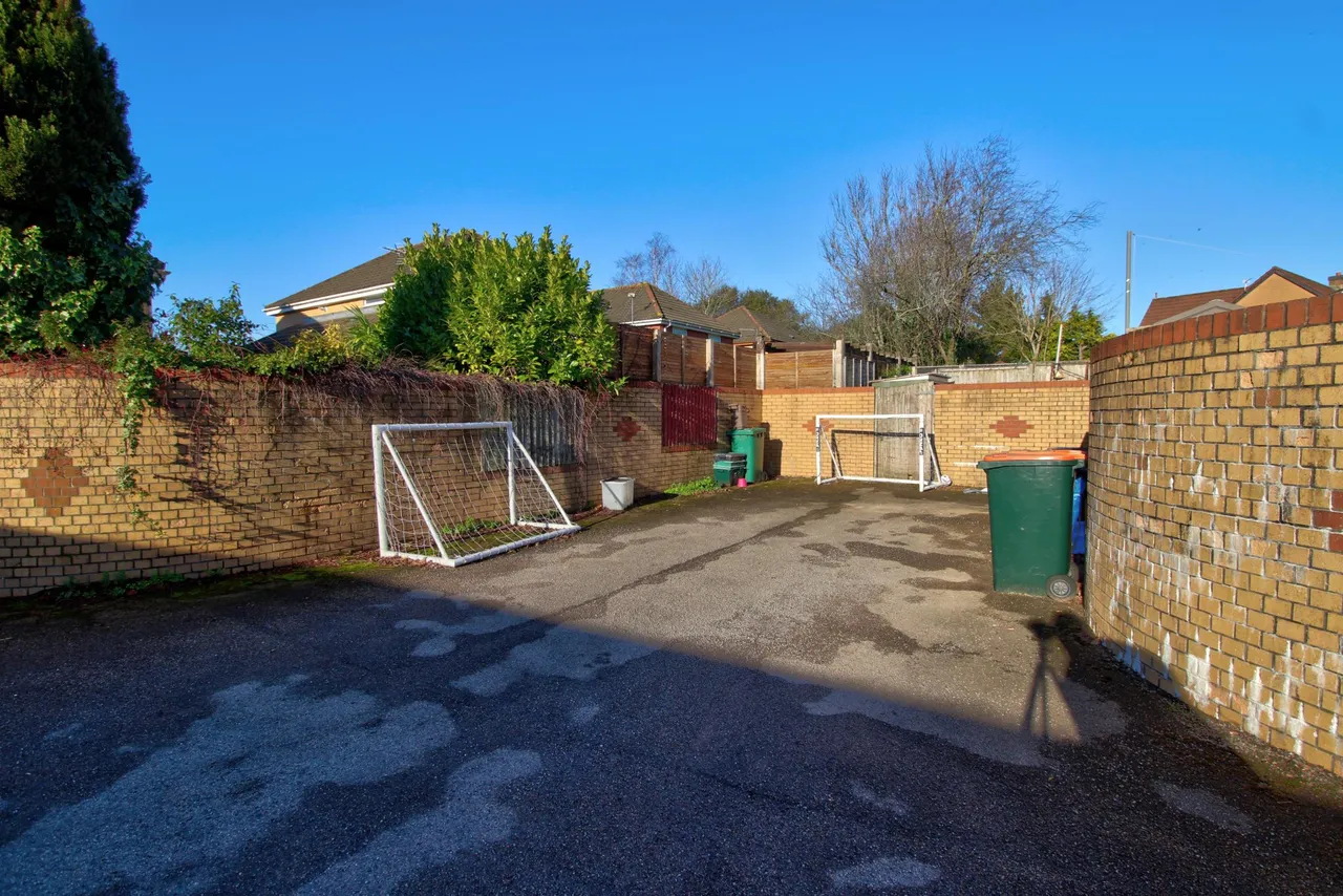 Spartan Close, Newport, NP18, photo 5