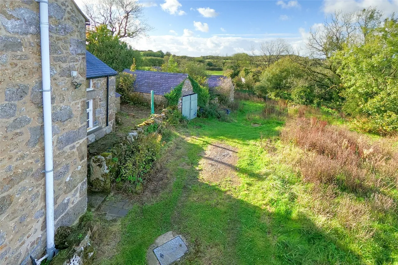 Llanbedrgoch, LL76, photo 12
