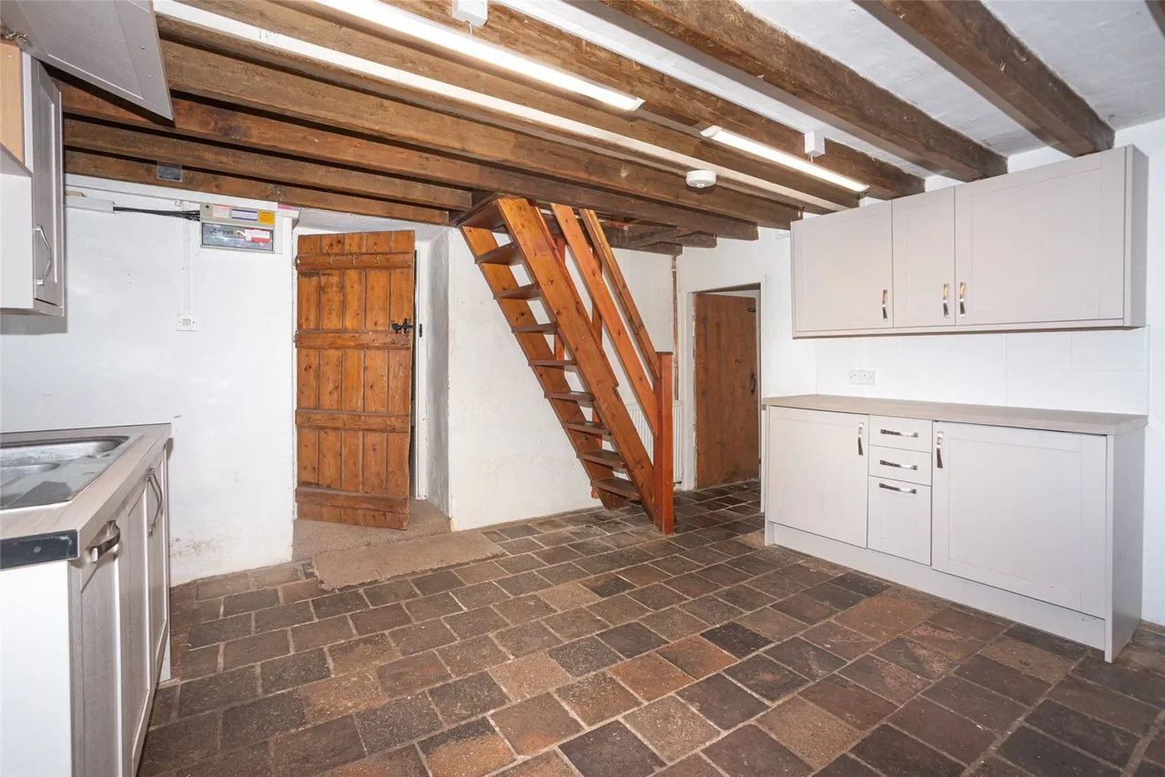 Llanbedrgoch, LL76, photo 11