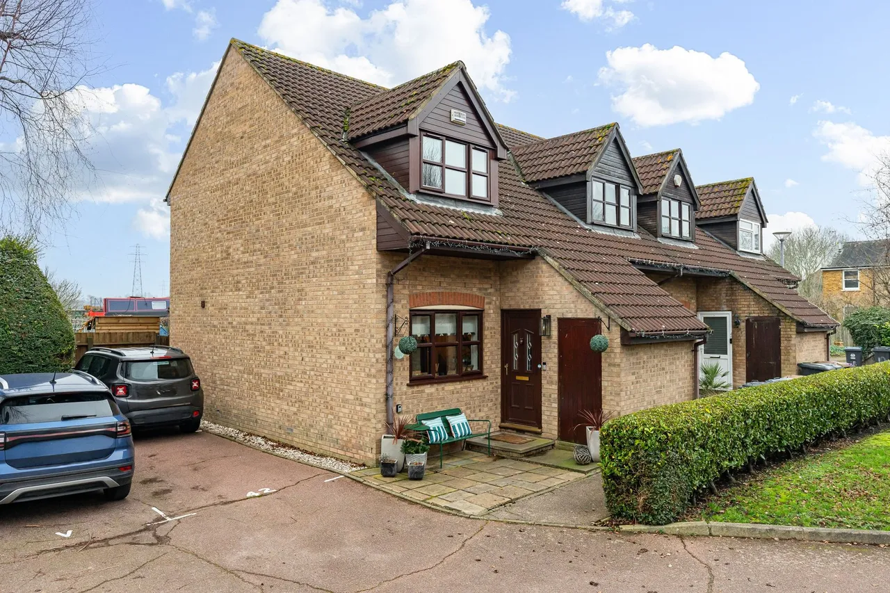 Orchard Close, Stanstead Abbotts, SG12, photo 17