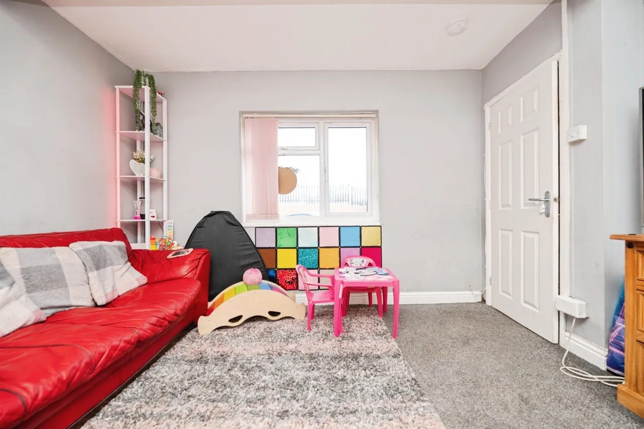 Beechwood Road, Dudley, photo 3