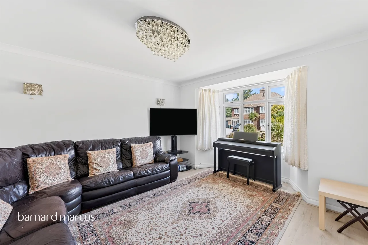 Ferriers Way, Epsom, photo 6