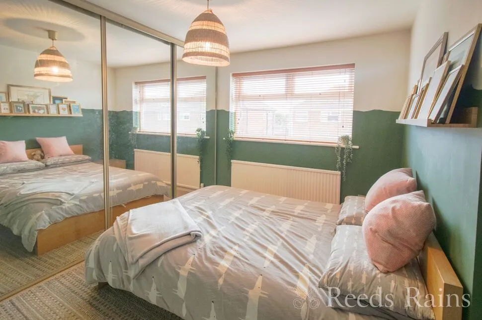 Heywood Road, Great Sutton, Cheshire, CH66, photo 5