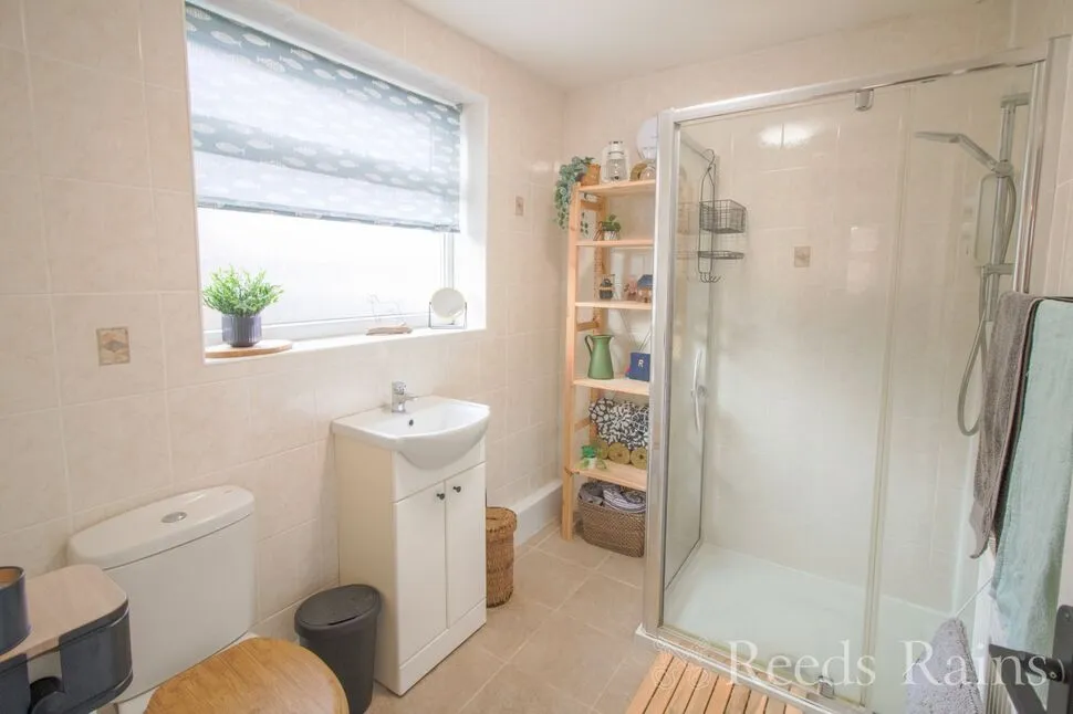 Heywood Road, Great Sutton, Cheshire, CH66, photo 8