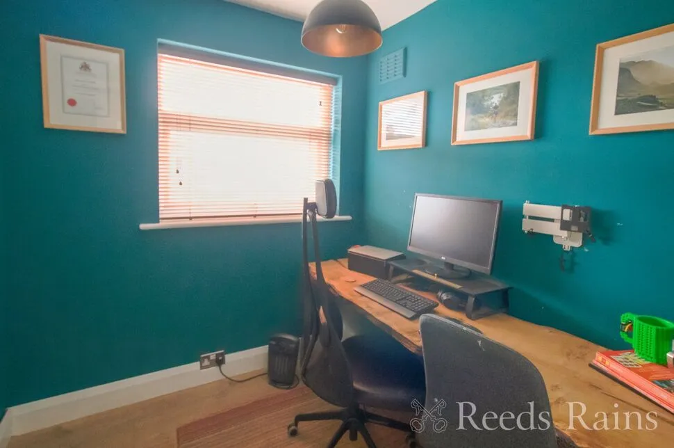 Heywood Road, Great Sutton, Cheshire, CH66, photo 7