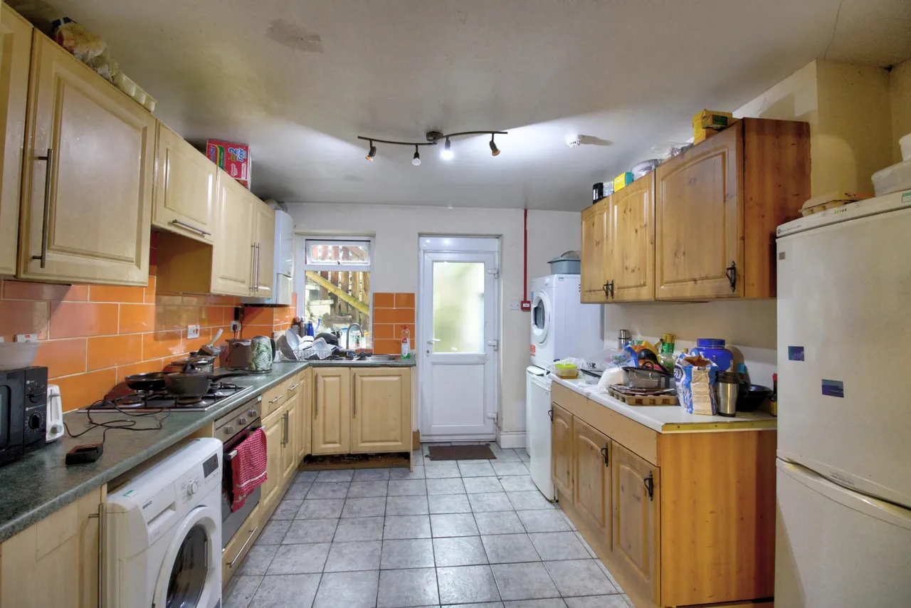 Clyffard Crescent, Newport, NP20, photo 5