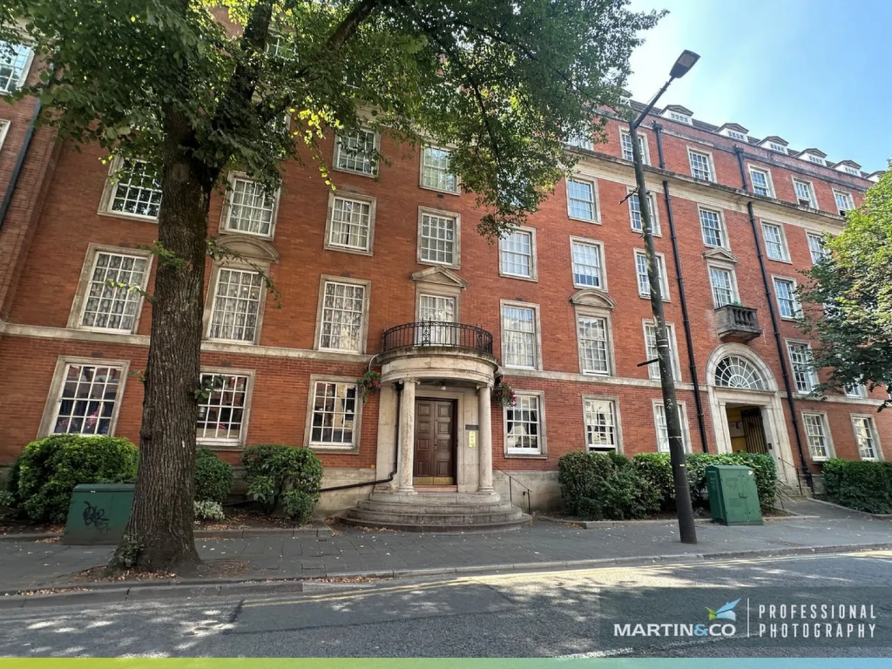 2 bed flat for sale — Branksome House, Westgate Street