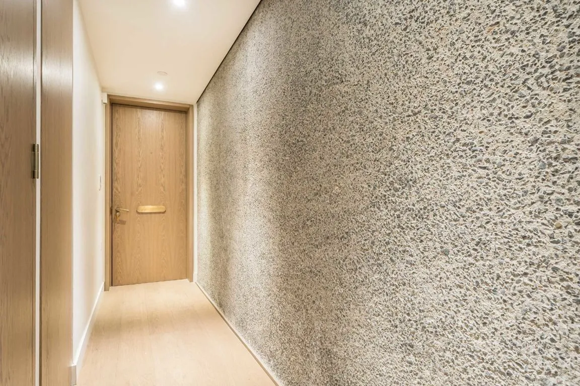 Fann Street, EC2Y, photo 9