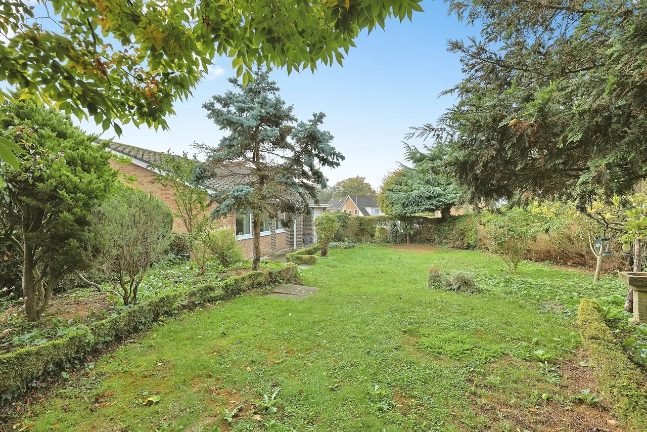 Applegarth, Wymondham, NR18, photo 13