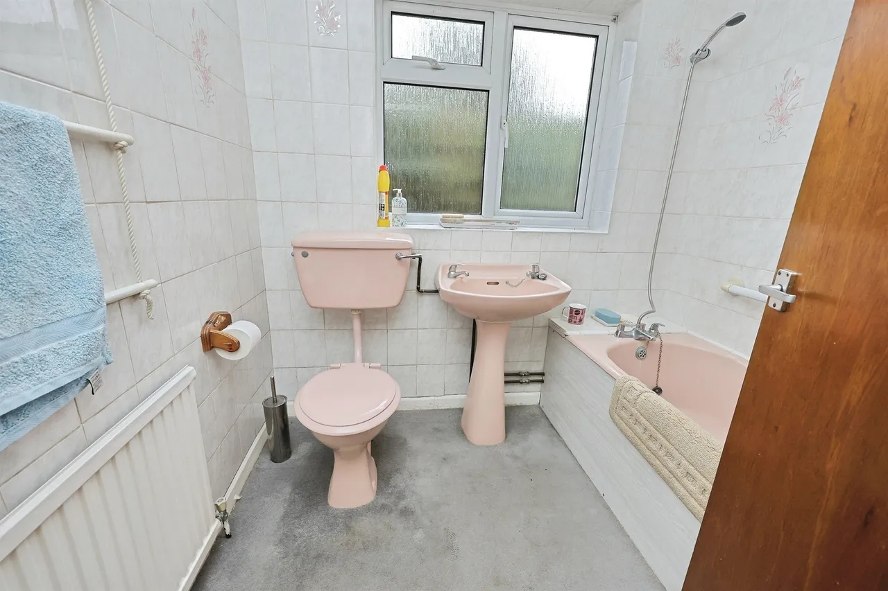 Applegarth, Wymondham, NR18, photo 11