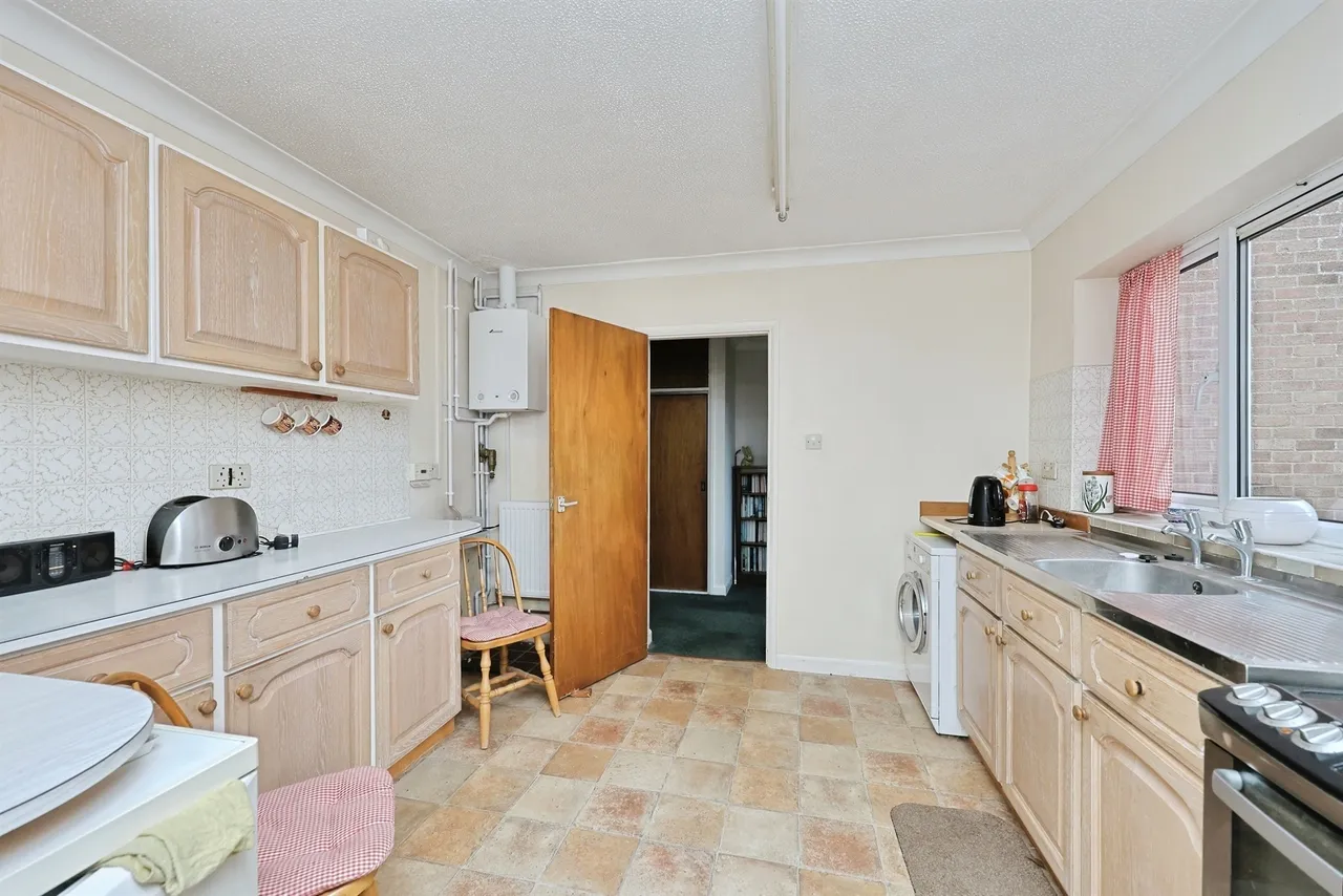 Applegarth, Wymondham, NR18, photo 6