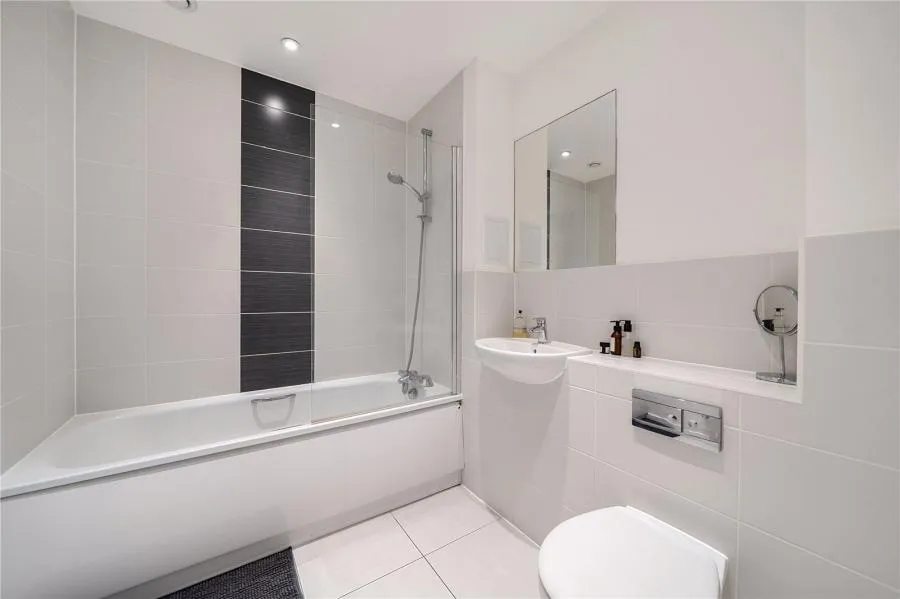 Arla Place, Ruislip, HA4, photo 4
