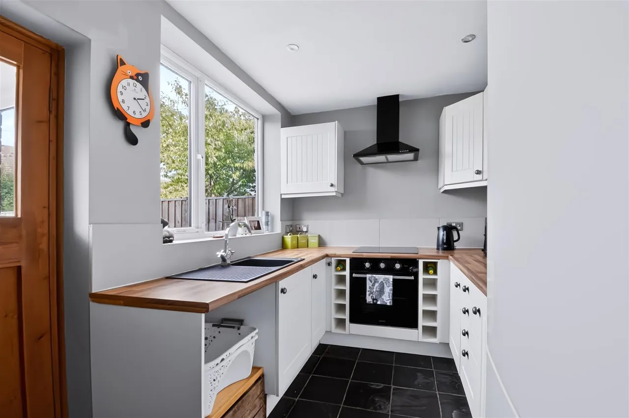 Northfield Avenue, Sawley, NG10, photo 9