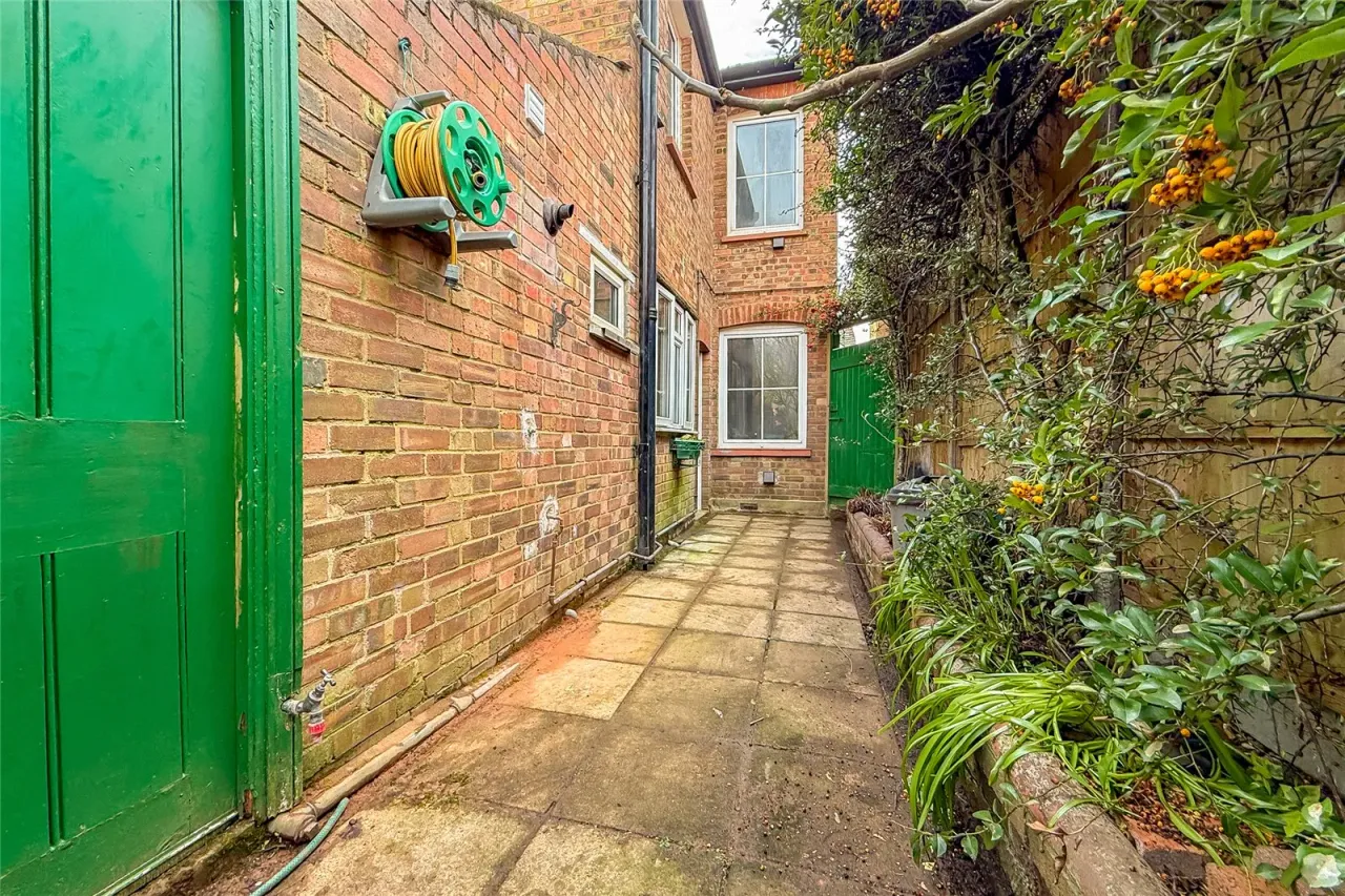 Ramsbury Road, St. Albans, AL1, photo 13