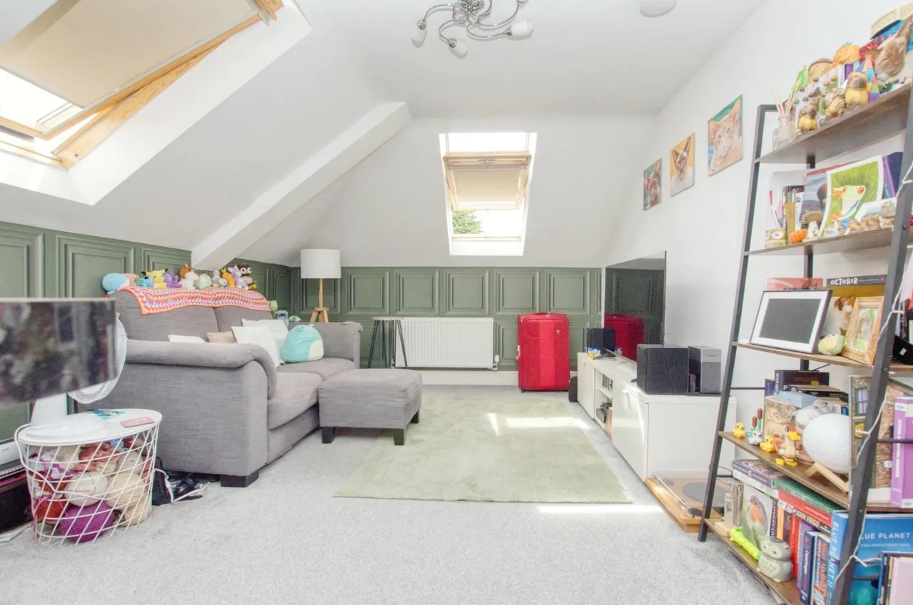 130 Portsmouth Road, Woolston, Southampton, Hampshire, SO19 9AP, photo 3