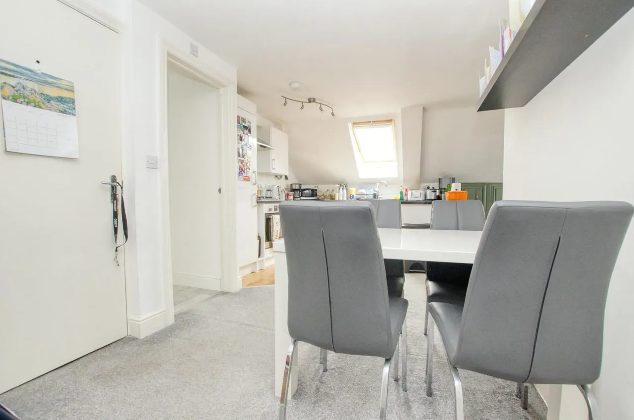 130 Portsmouth Road, Woolston, Southampton, Hampshire, SO19 9AP, photo 9