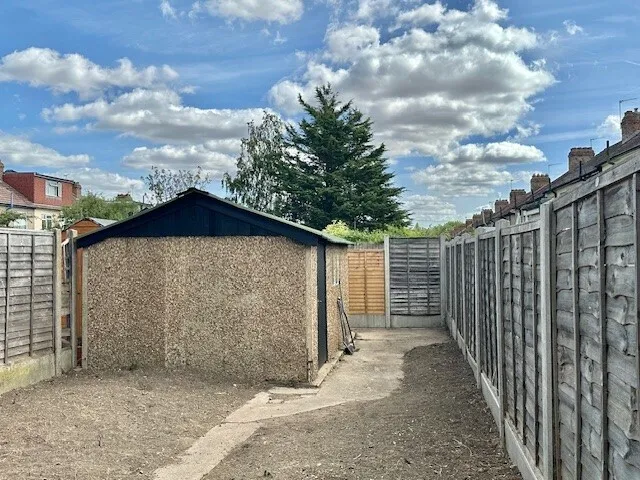 Frizlands Lane, RM10, photo 6