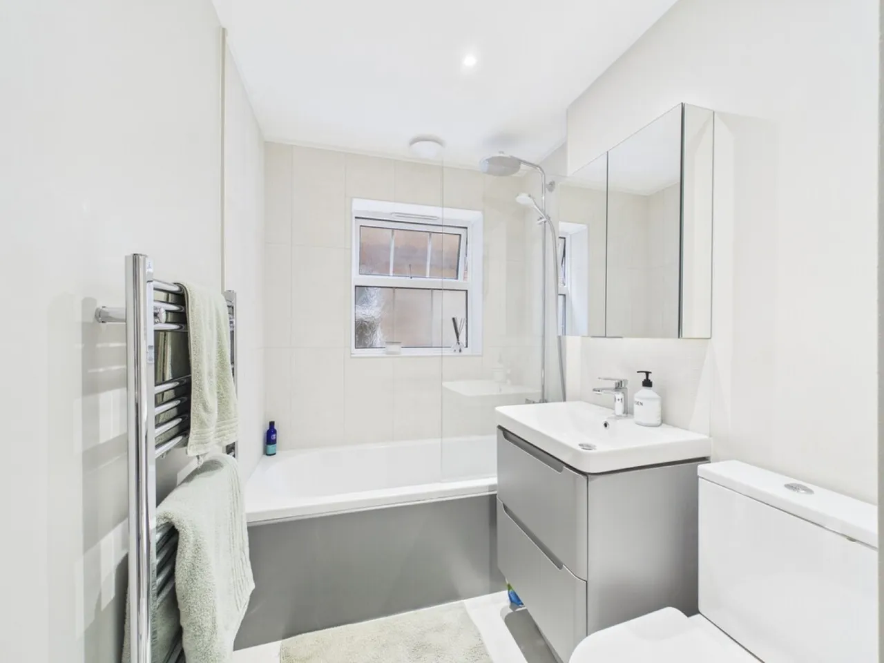 Rushams Road, Horsham, RH12, photo 14