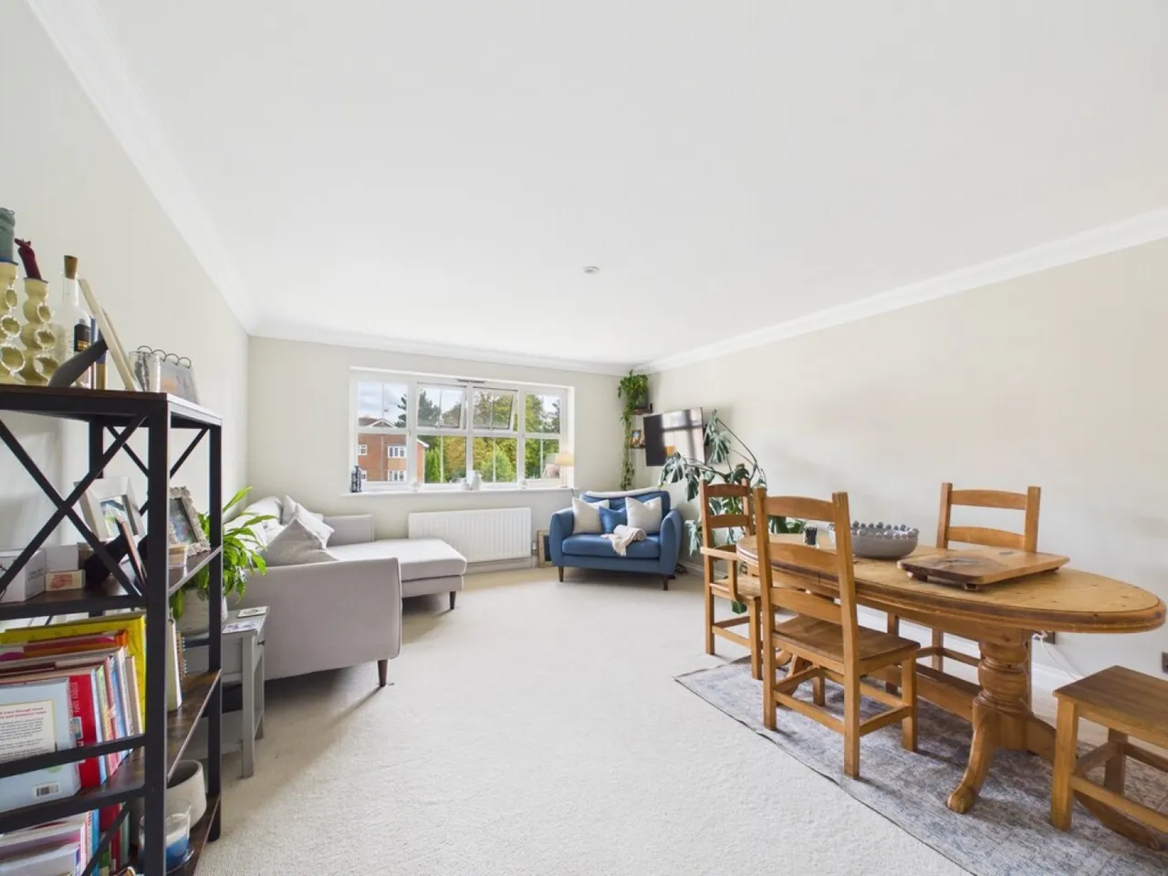 Rushams Road, Horsham, RH12, photo 4