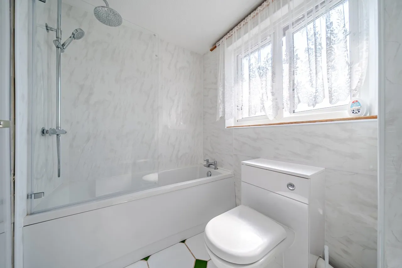 Campion Place, SE28, photo 13