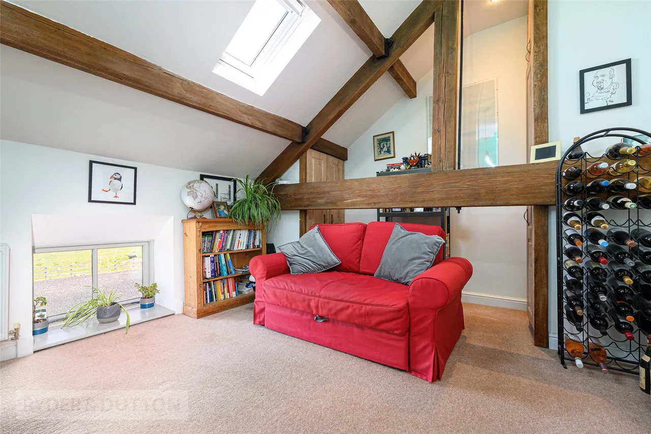Deer Hill End Road, Meltham, HD9, photo 24