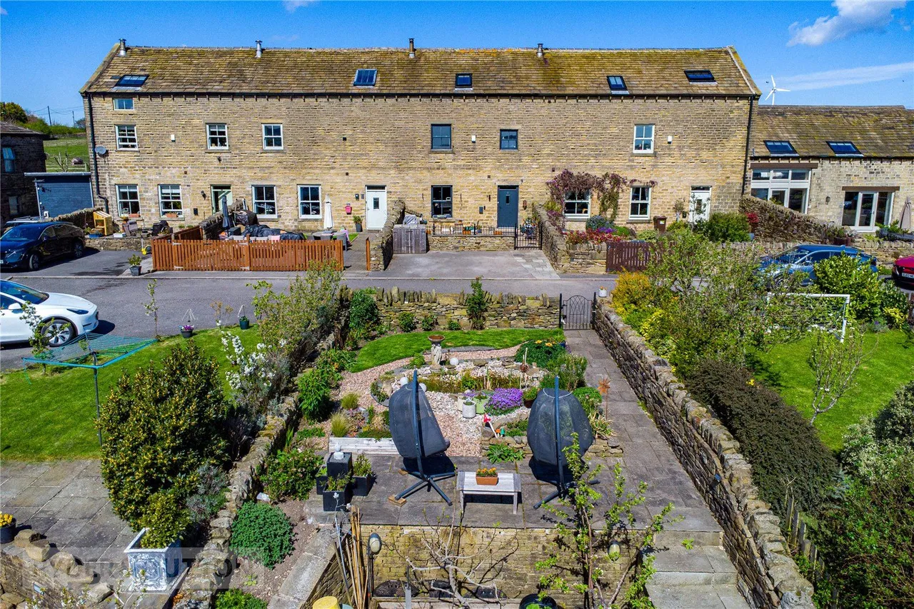 Deer Hill End Road, Meltham, HD9, photo 28
