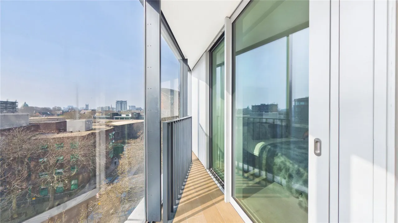 Southwark Bridge Road, London, SE1, photo 16