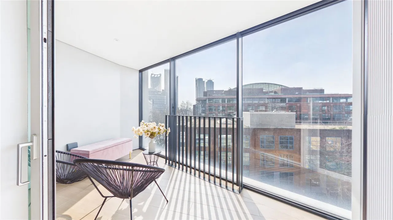Southwark Bridge Road, London, SE1, photo 12