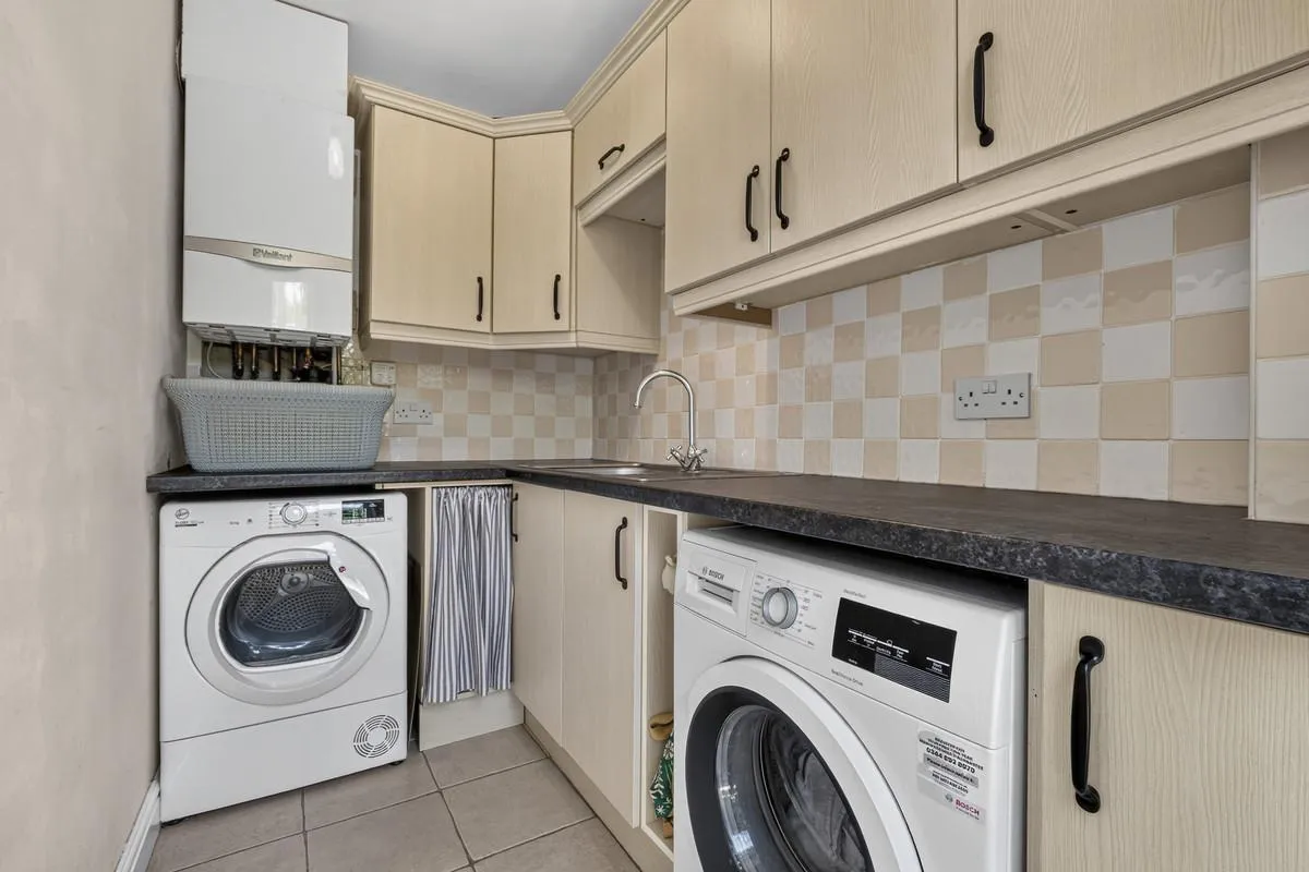 The Green, Broadwell, CV23, photo 10