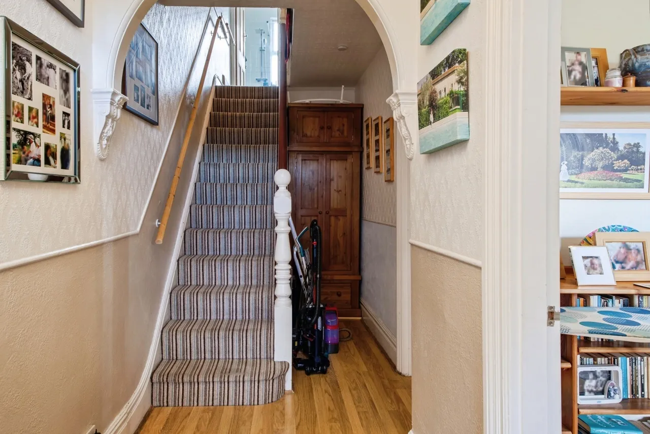 Broom Road, Rotherham, S60, photo 7