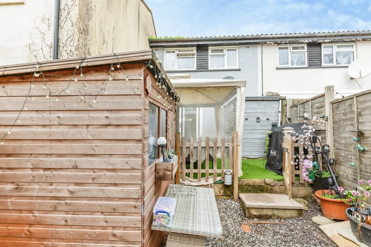 Howlett Close, St. Leonards-On-Sea, TN38, photo 10