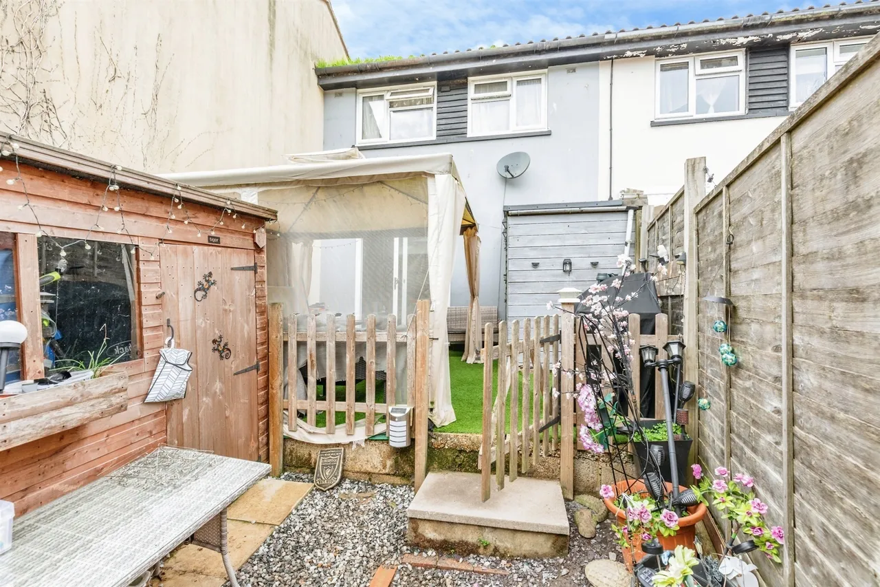 Howlett Close, St. Leonards-On-Sea, TN38, photo 9