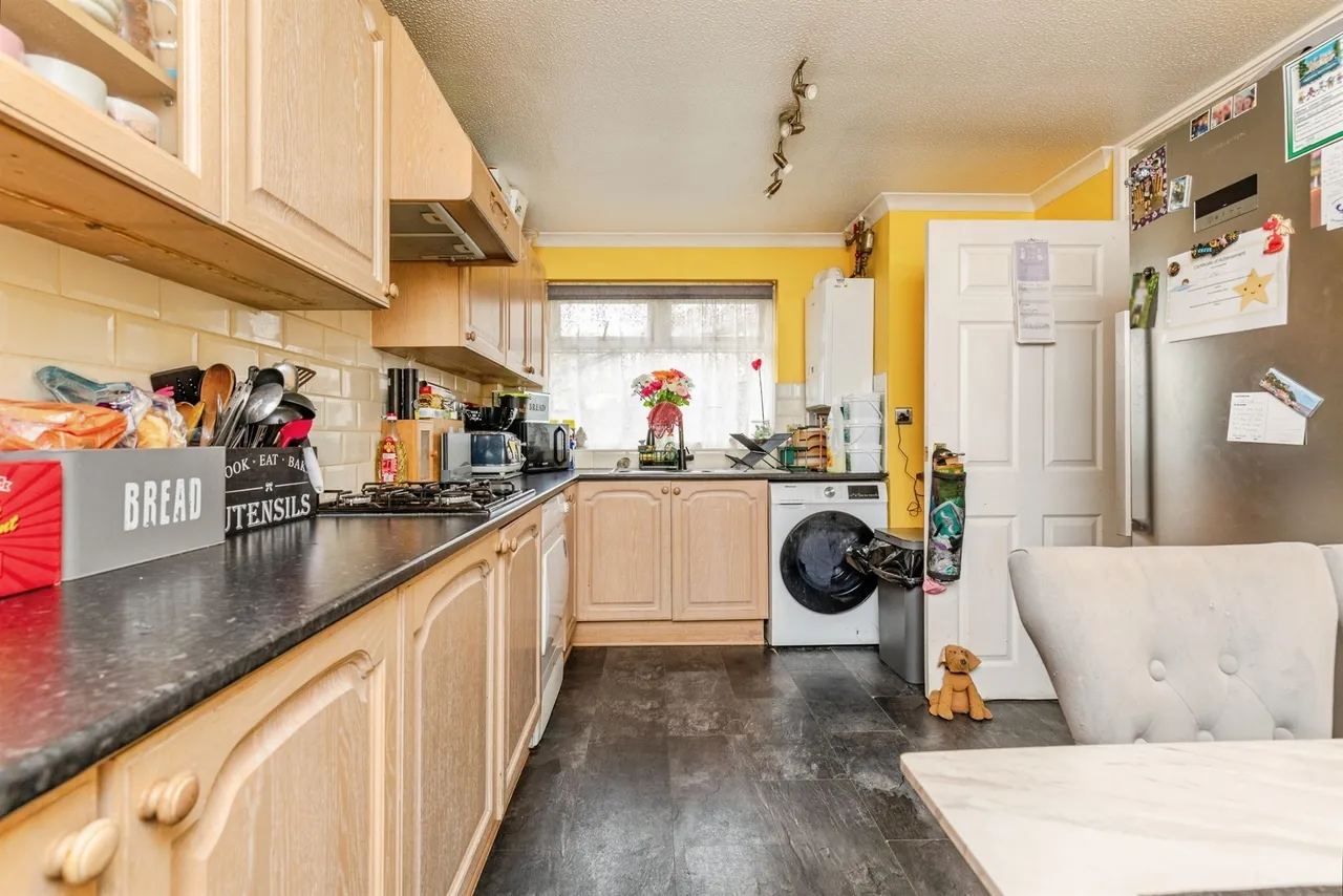 Howlett Close, St. Leonards-On-Sea, TN38, photo 2