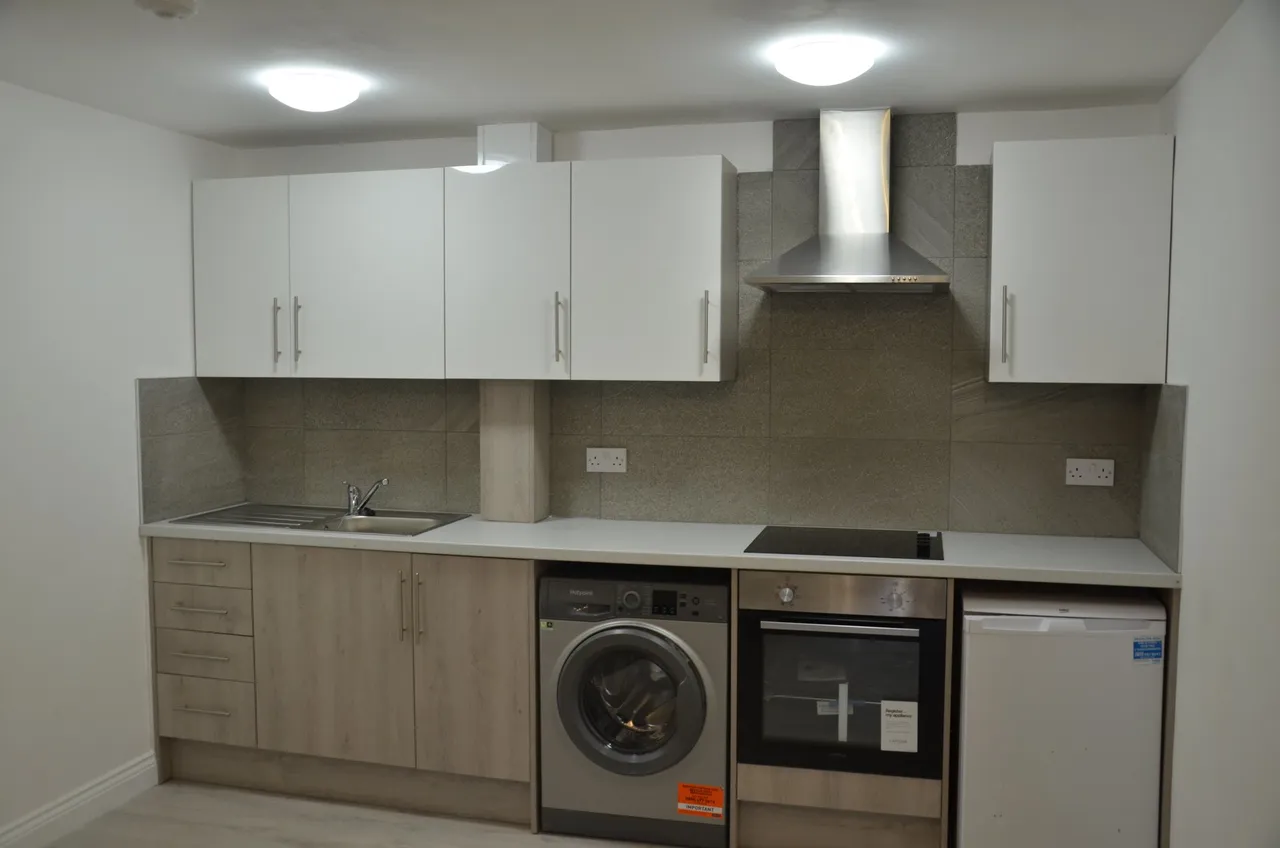 Lampton Road, Hounslow, Middlesex, TW3 4DF, photo 6
