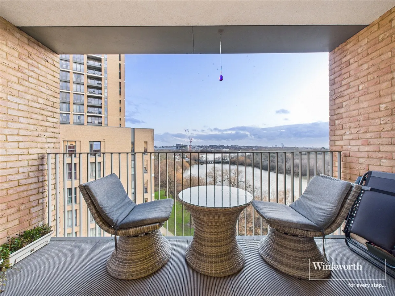 2 bed flat for sale — Moorhen Drive, Hendon, NW9