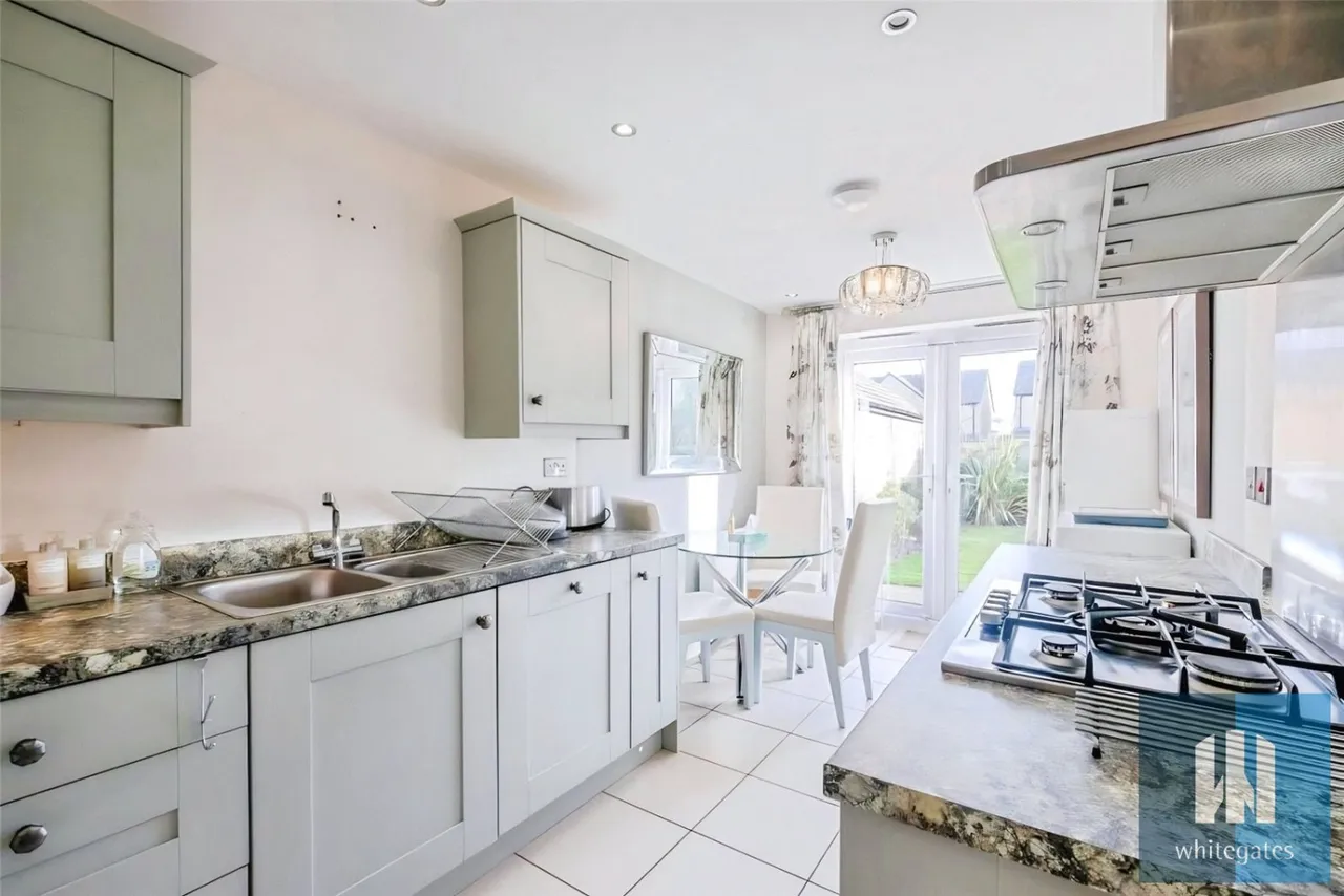 Stirling Wood Close, Lindley, HD3, photo 2