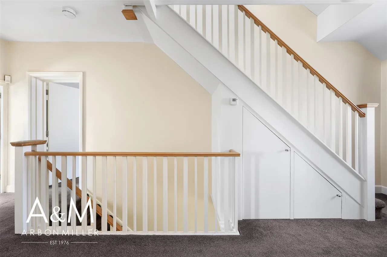 Stainforth Road, Newbury Park, Essex, Ilford, IG27EH, photo 18