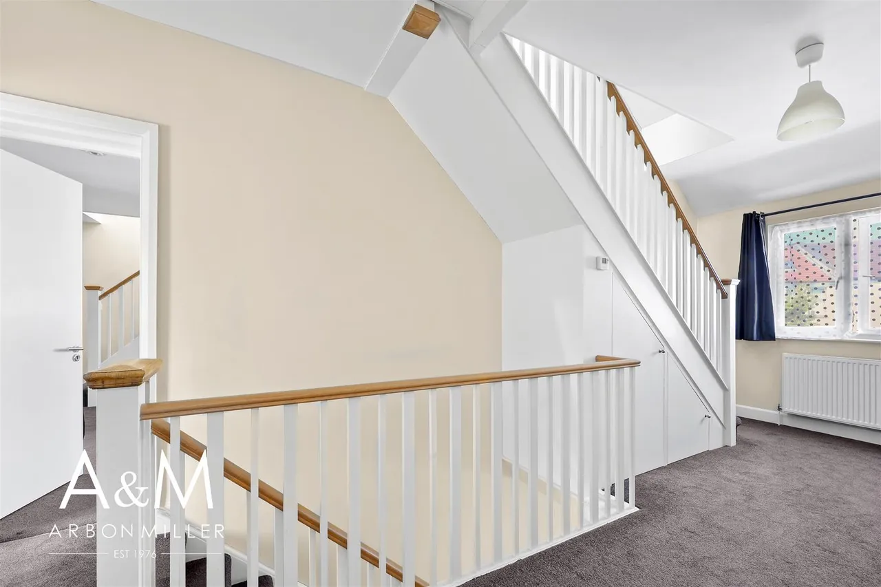Stainforth Road, Newbury Park, Essex, Ilford, IG27EH, photo 17